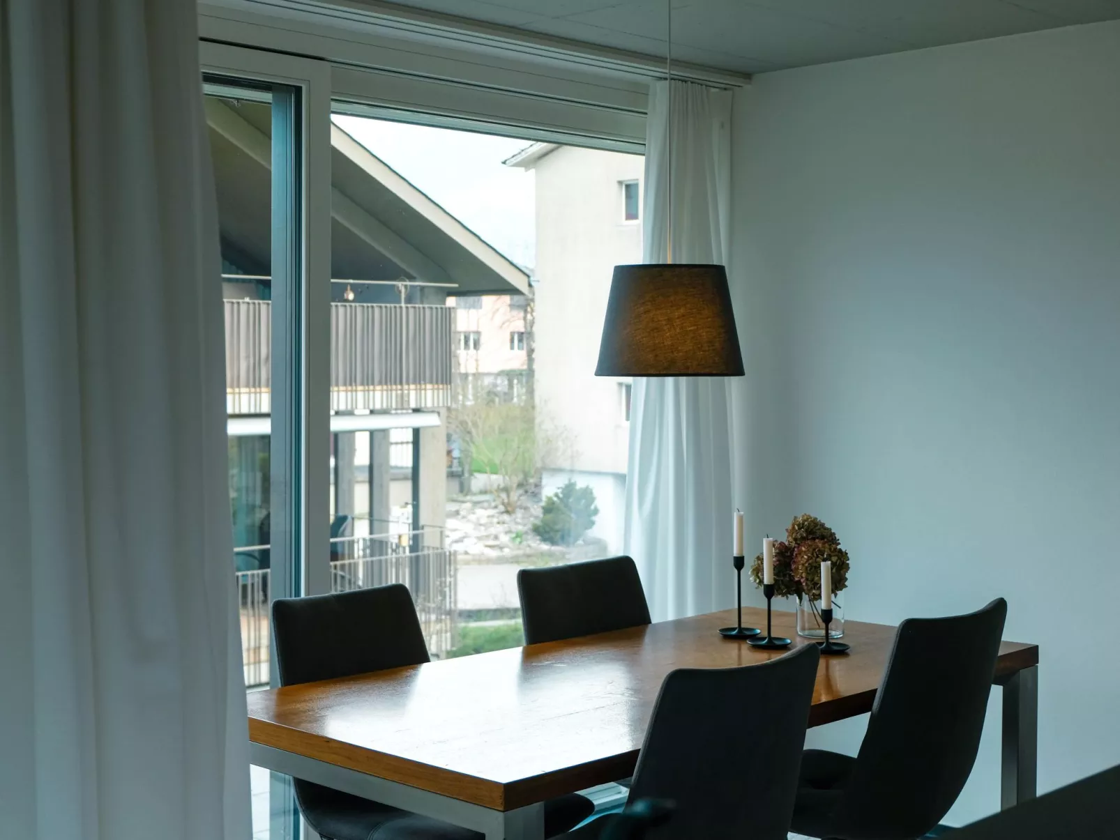 Schlossblick-Dedans