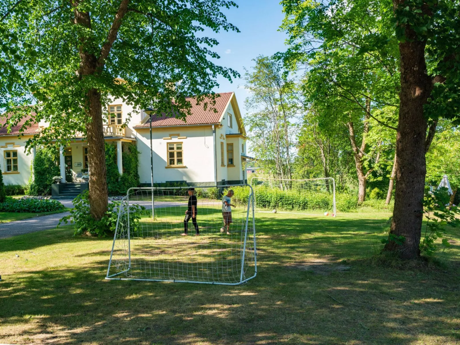 Pikkupehtoori-Draußen
