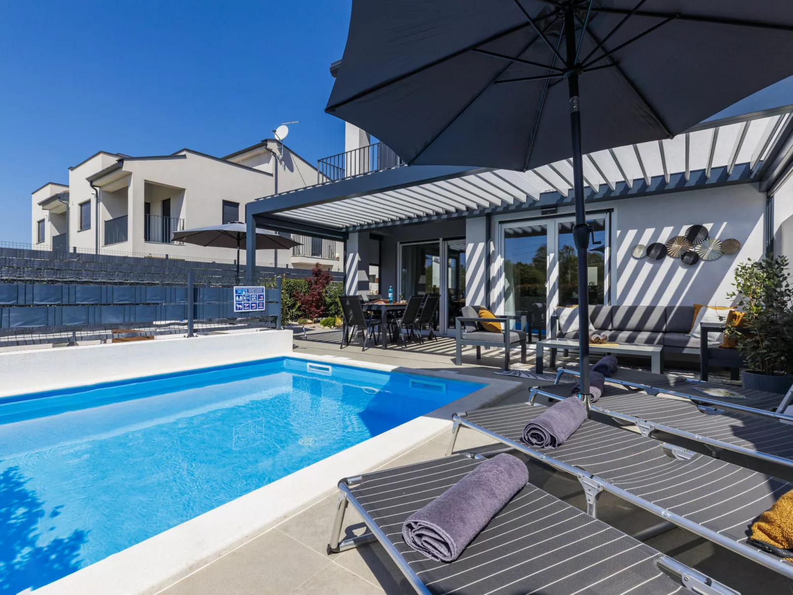 Villa Mira-Dehors