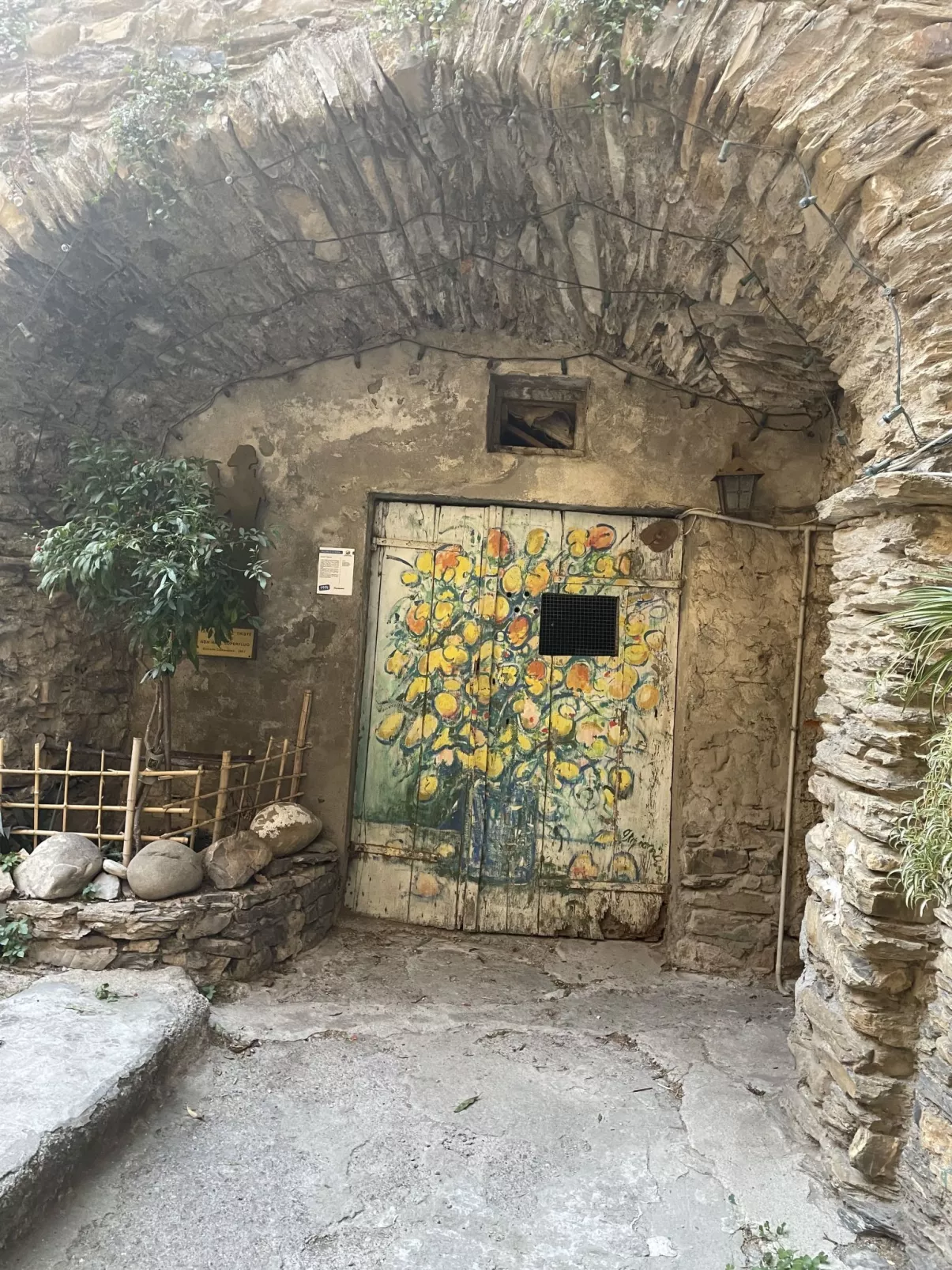 San Giuseppe (VLO210)-Area