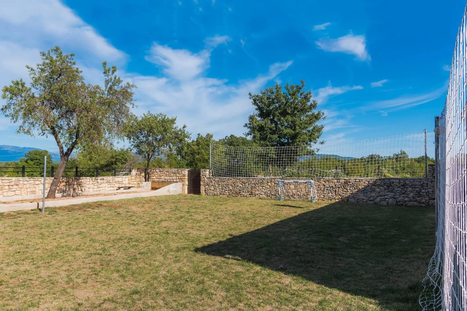 Rural House Gluić-Jardin d'été