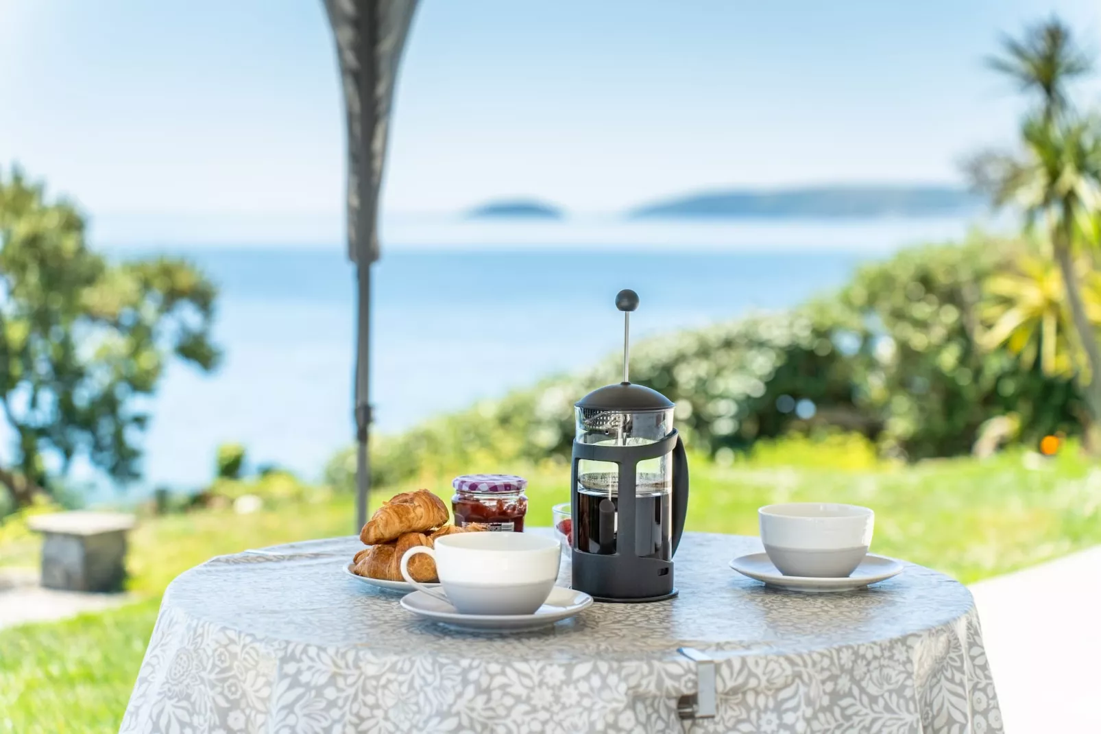 Avalon Sea Views-Atmosphere