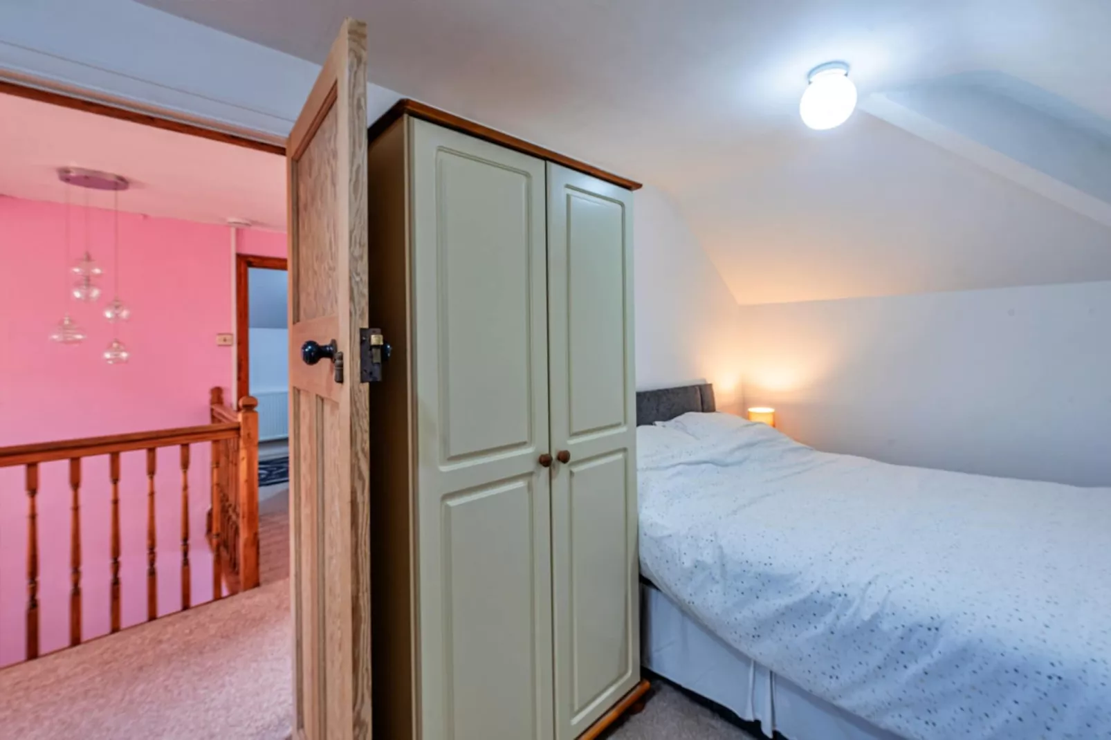 Ty Gwyn Hideaway-Bedroom