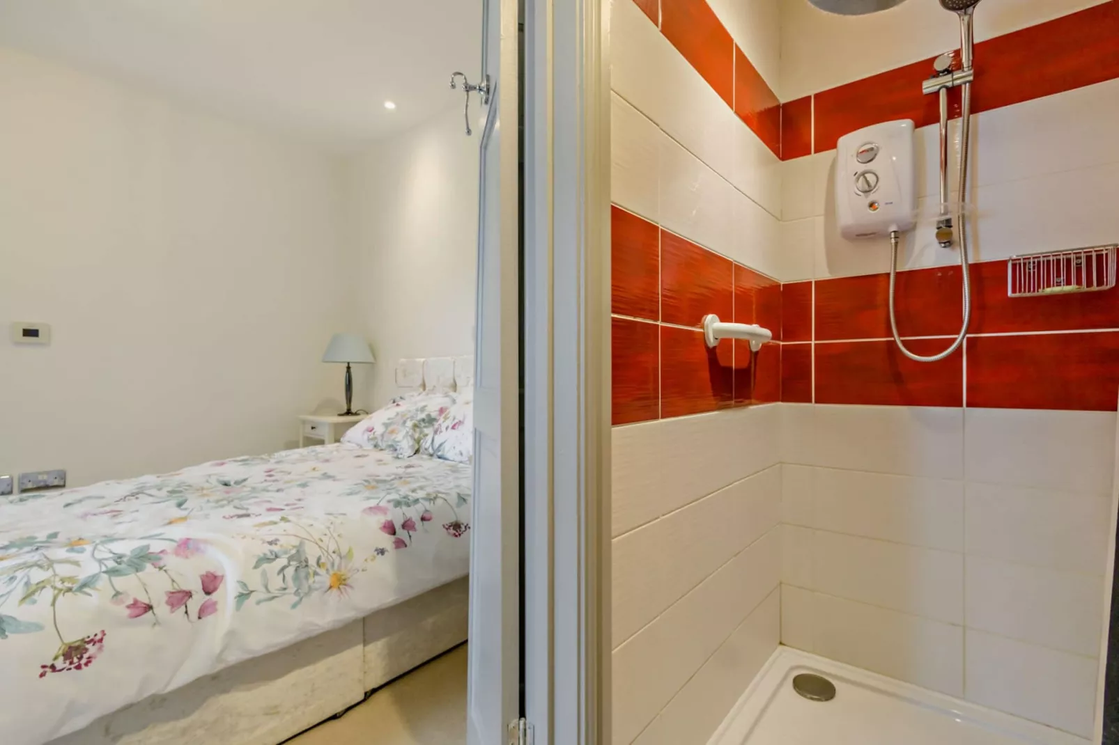 The House at No. 47-Bedroom