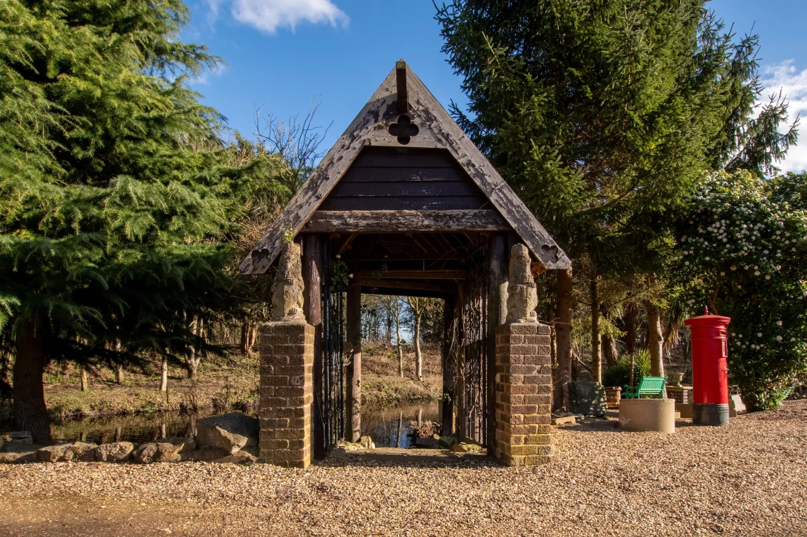 Hazel Rose Cottage-Gardens summer