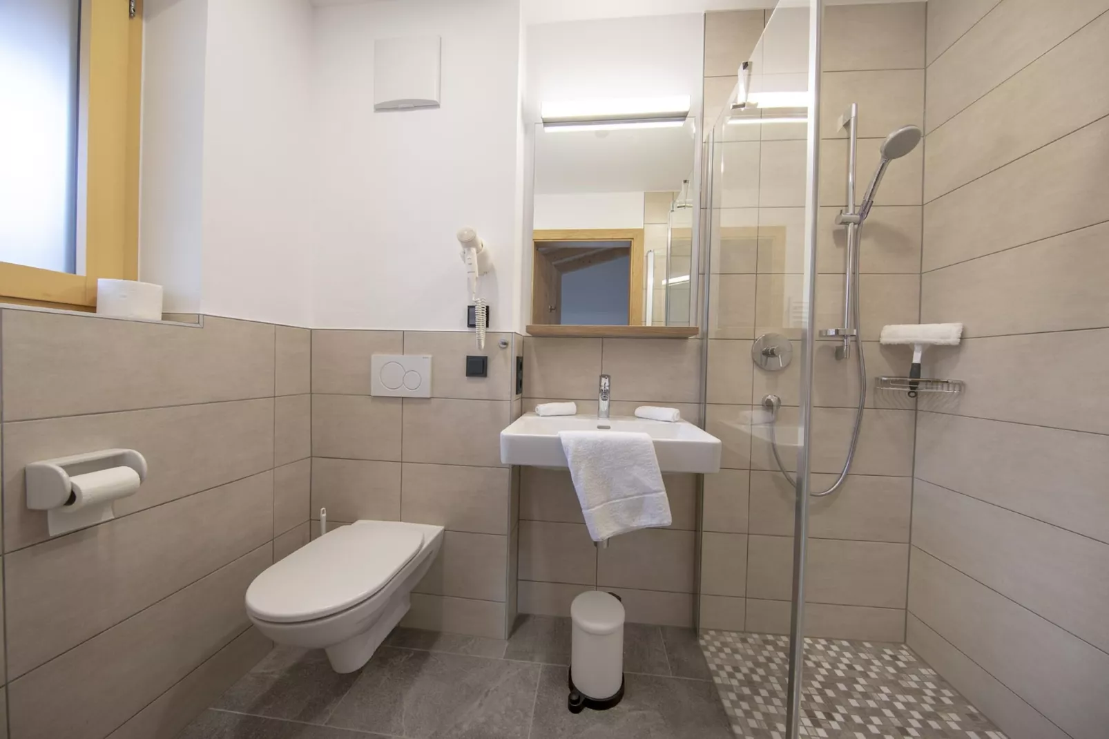 Nationalpark Chalet Glockhaus-Bathroom