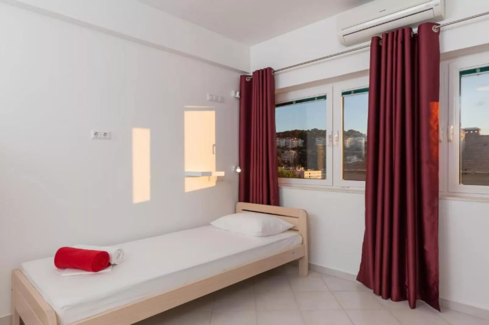 Hostel Free Bird  - Bed in Seven Bed Mixed Dormitory Room 1 (H)-Bedroom