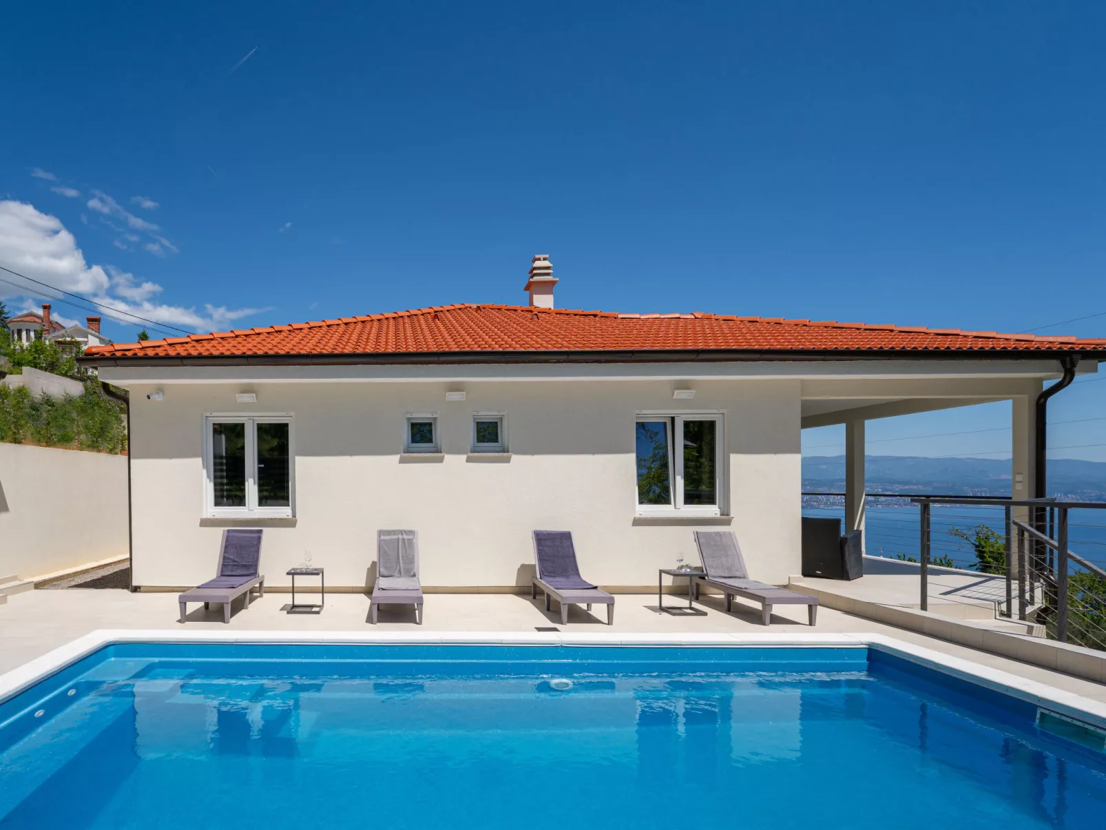 Villa Aria-Outside