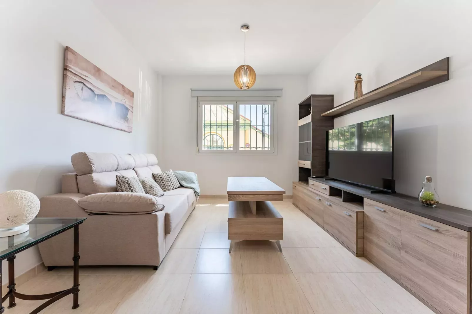 CT 291 - Faro's Boliches Beach for 4-Living room