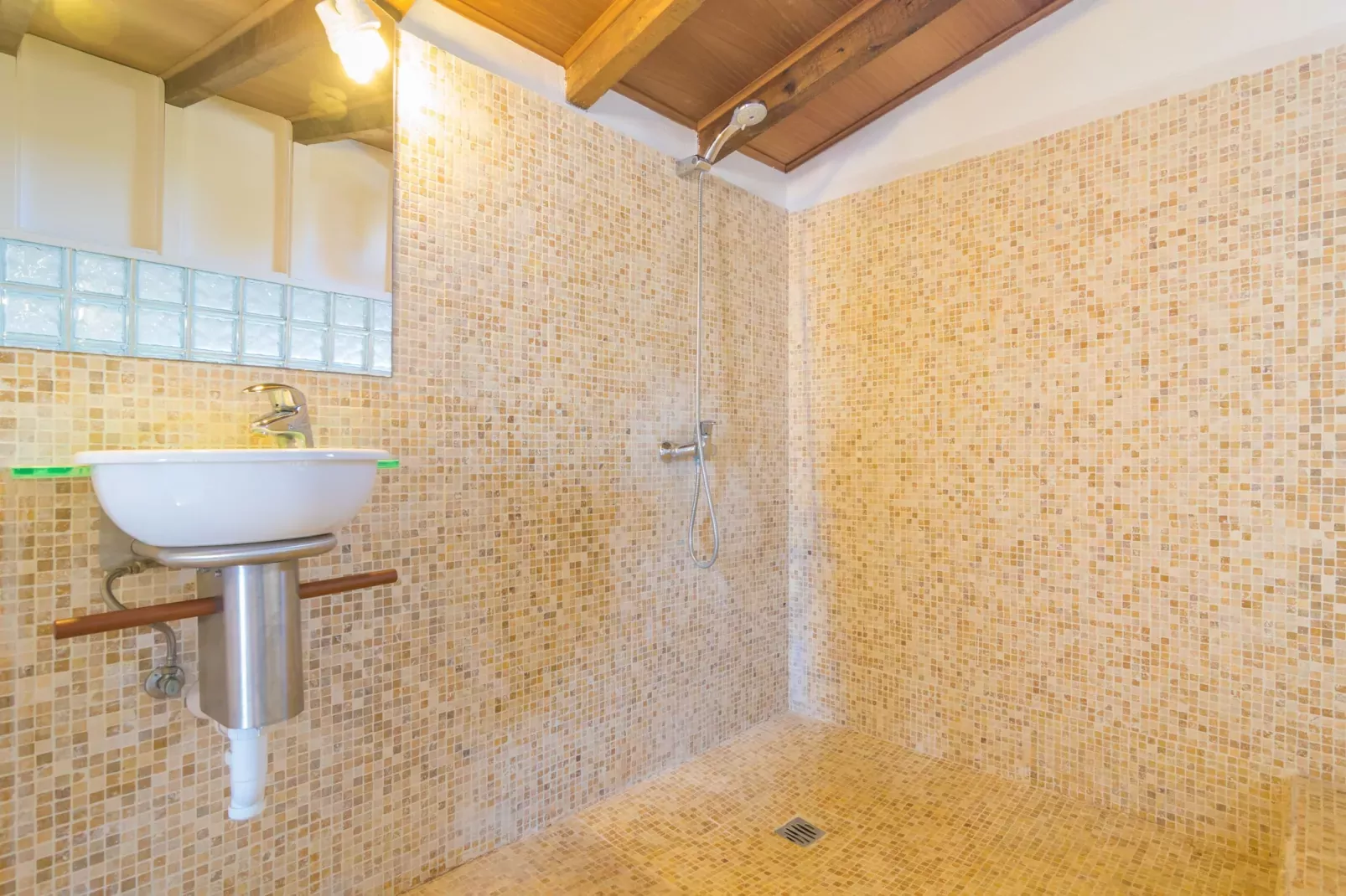 Sa Verdera-Bathroom