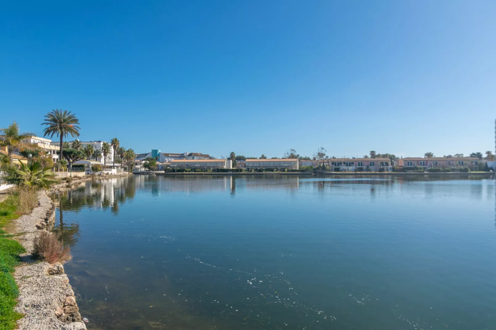 Casa Blanca (port D'alcudia)-Image-tags.
