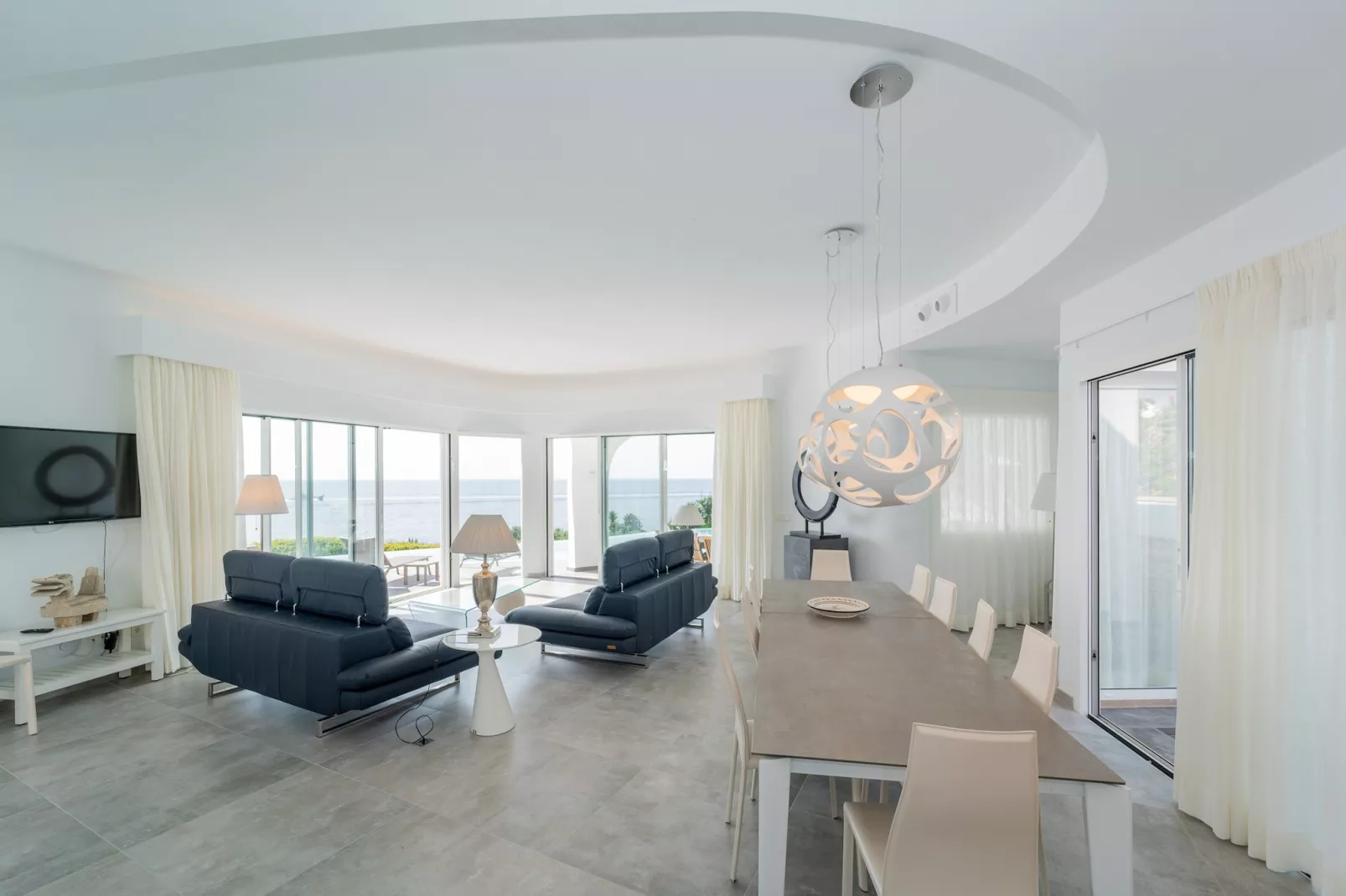 Villa Gaudina-Dining room
