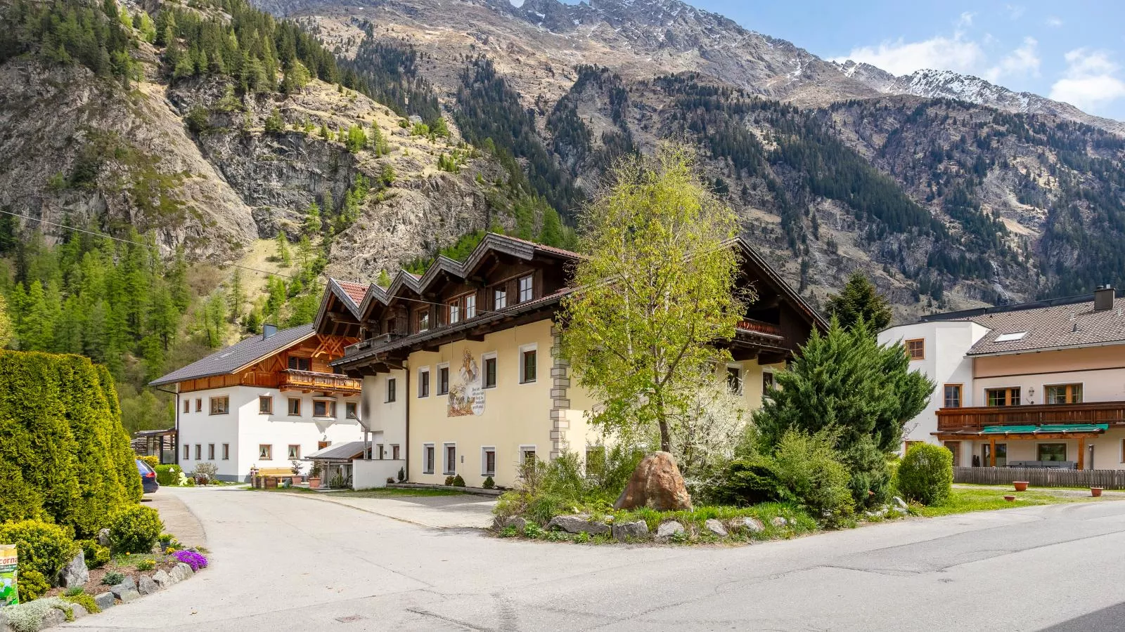 Schweizerhof Apfelrose-Exterior summer