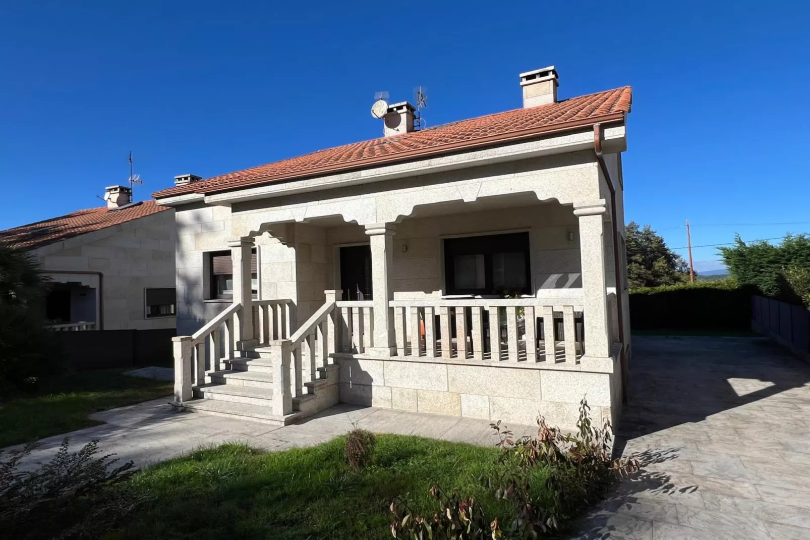 YourHouse Fontevella II-Außenbereich