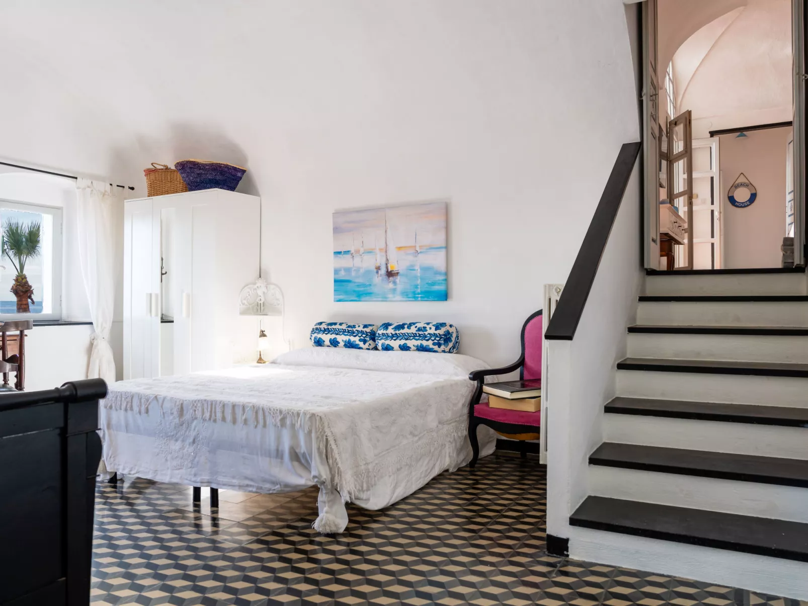 La Loggia sul mare-Dedans