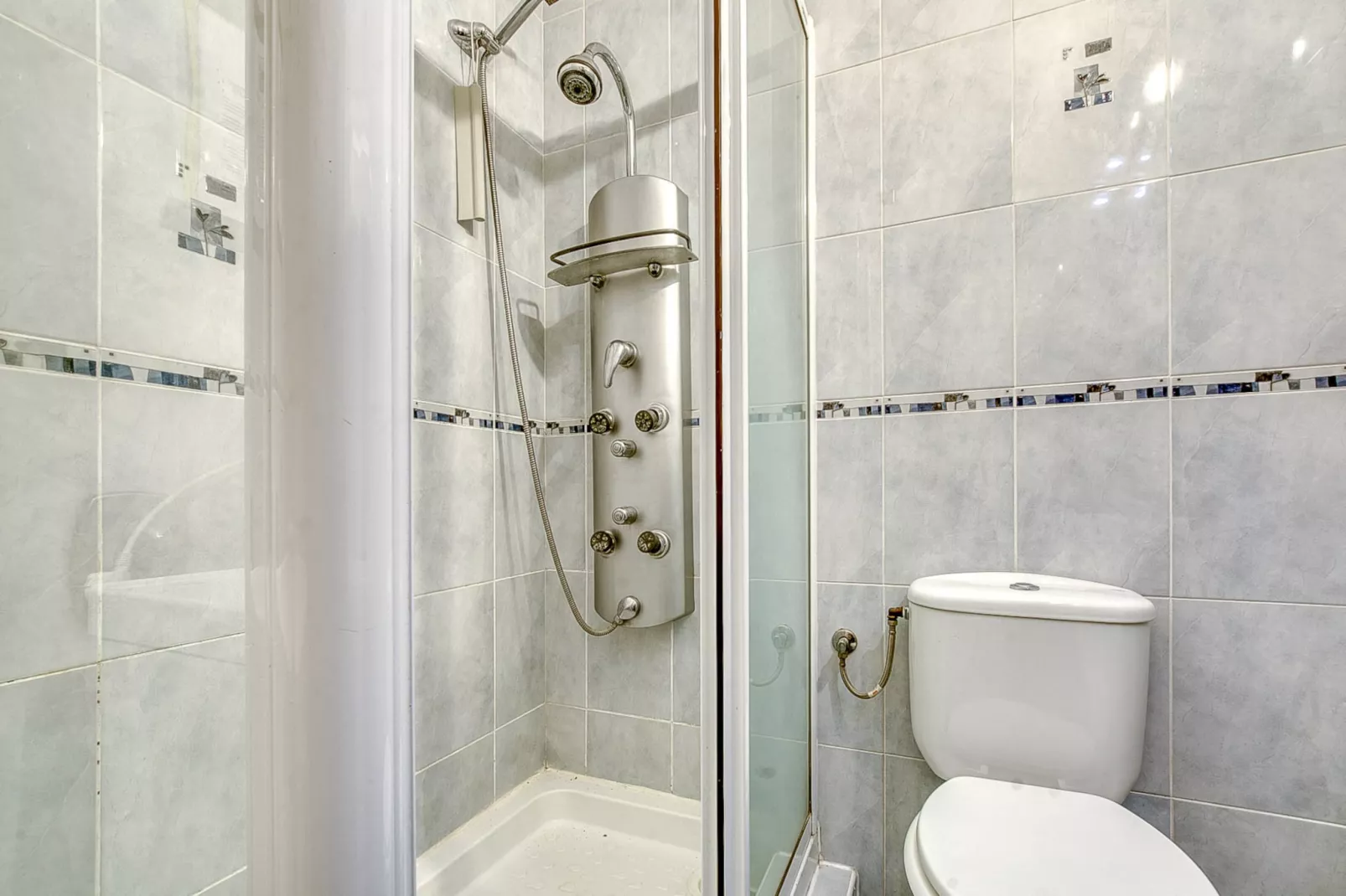 ISLA CARTAGO 49 Empuriabrava-Bathroom