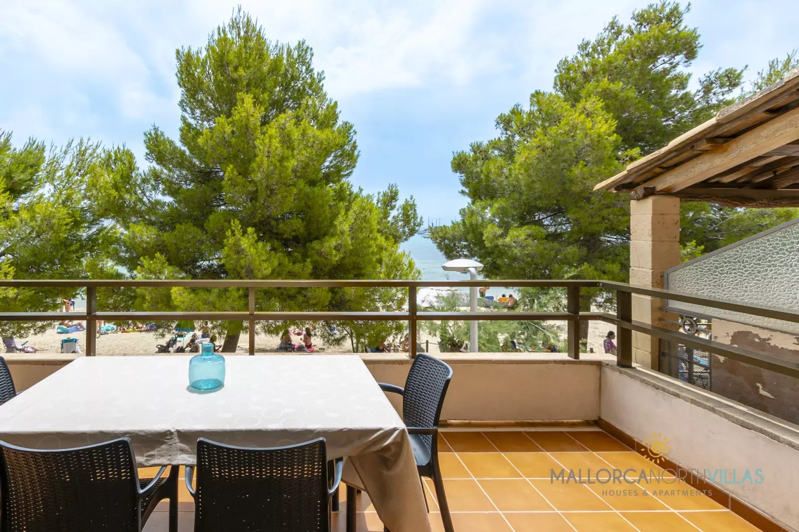 Apartamento Voramar I : Primera Línea en Pine Walk-Terrassenbalkon