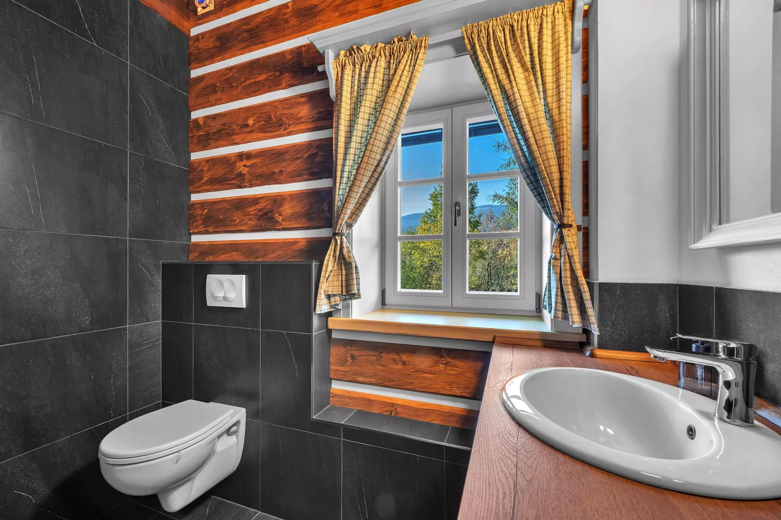 Horni Marsov KHK320-Badezimmer