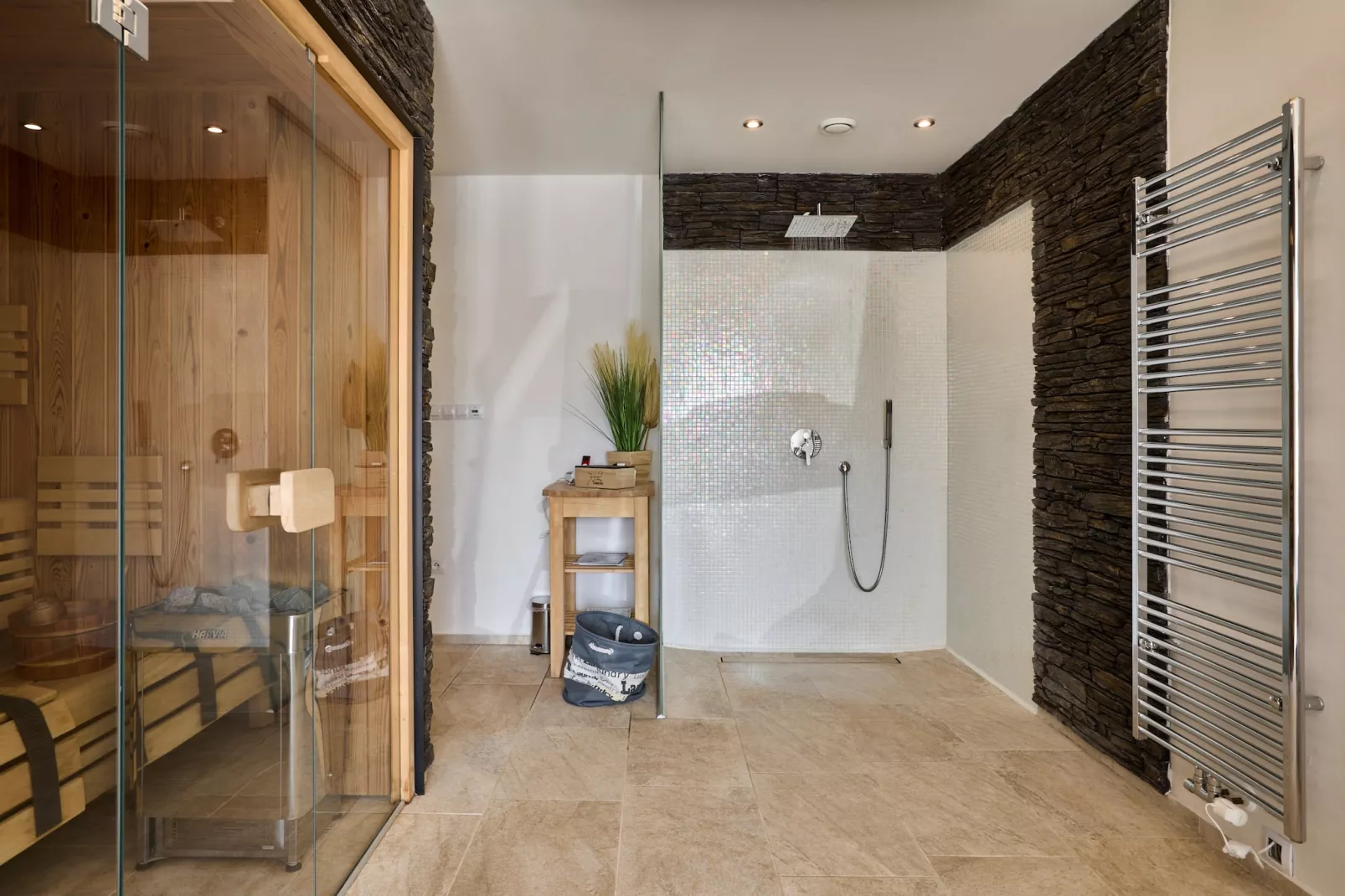 Benecko LBZ170-Badezimmer
