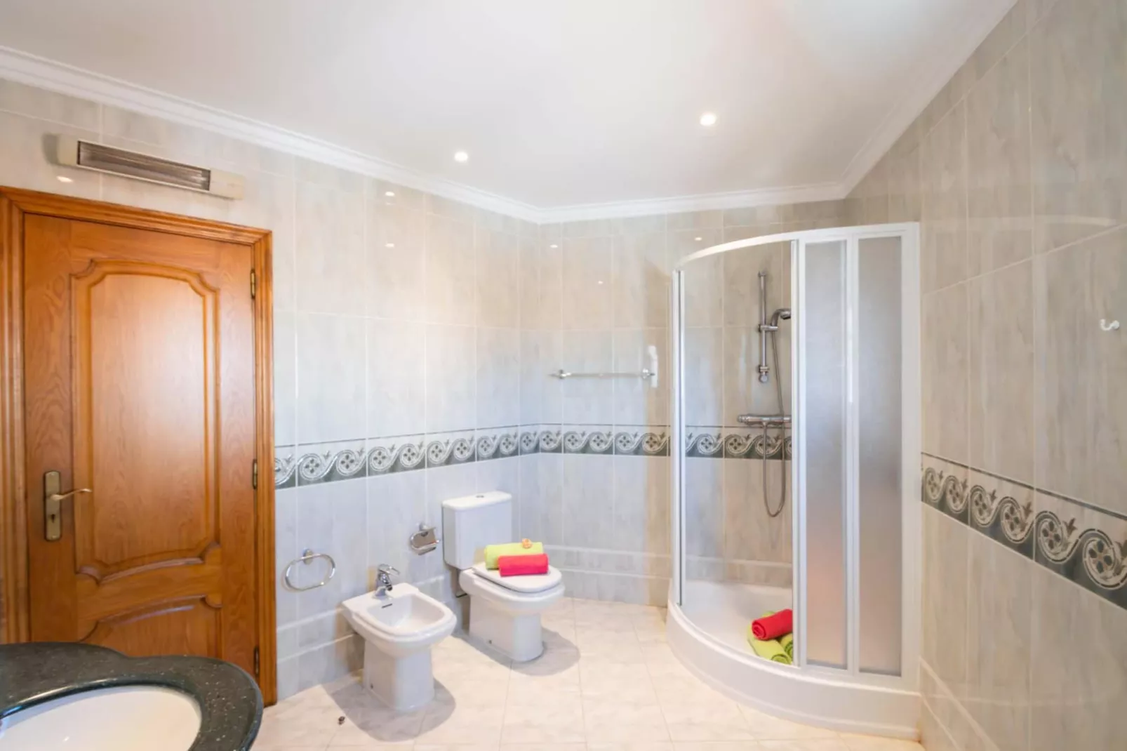 Villa Samoa-Bathroom
