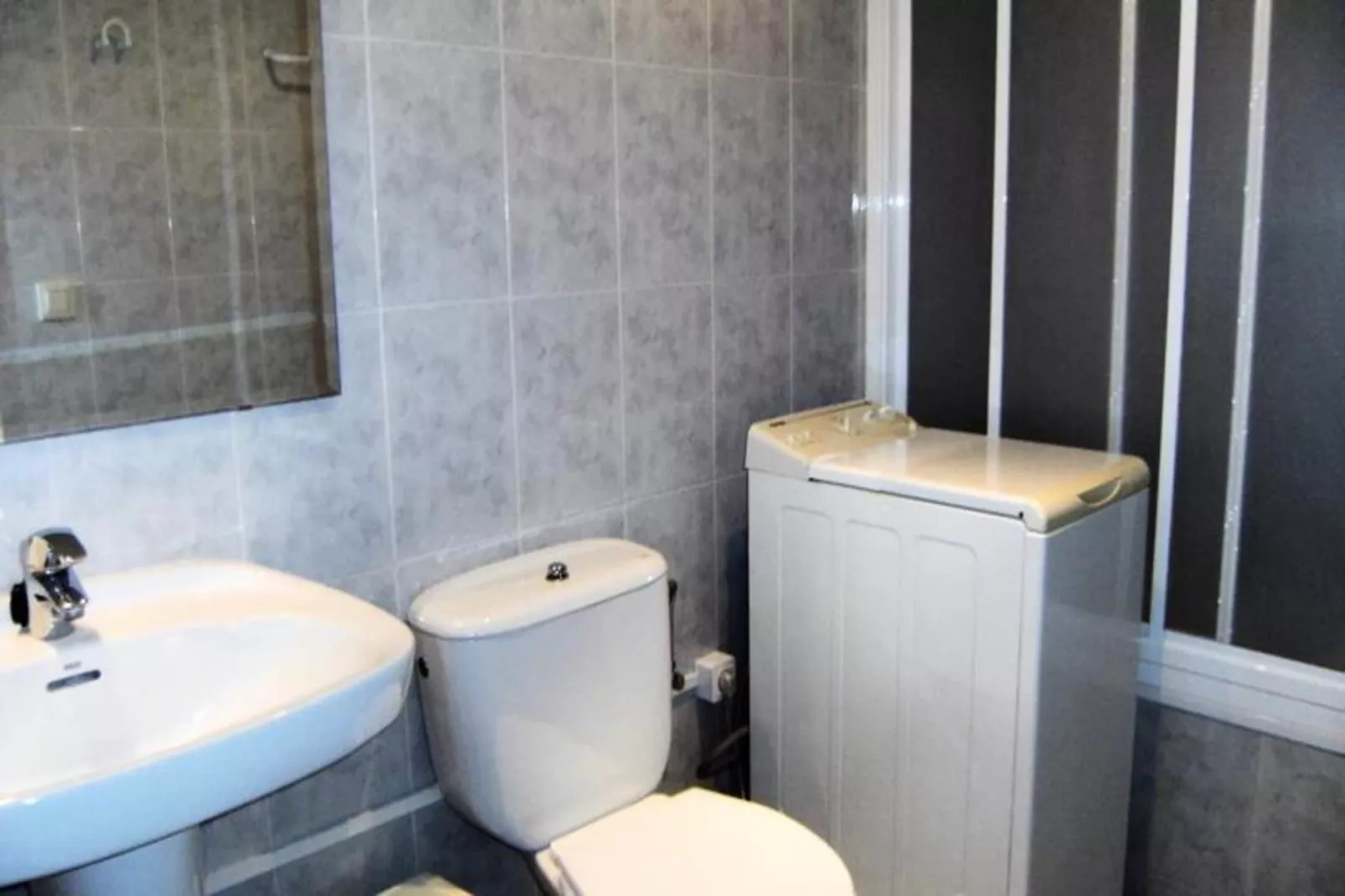 Appartements à L'Estartit-Badezimmer