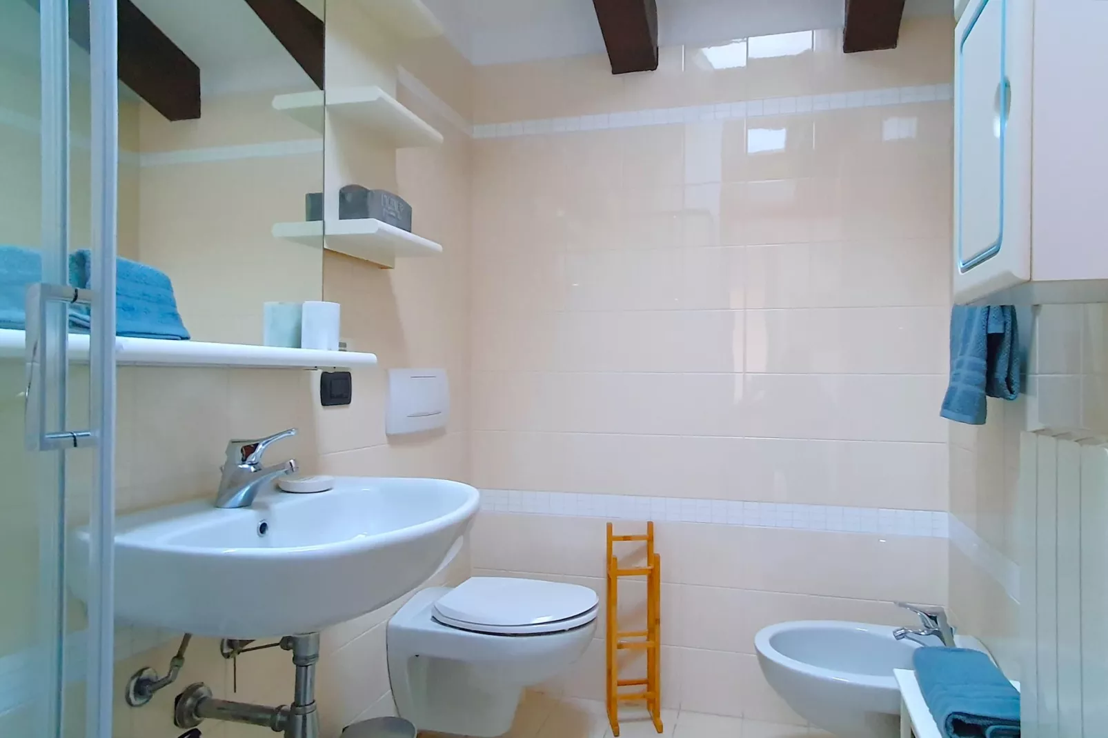 LUN - Casa Luna-Bathroom