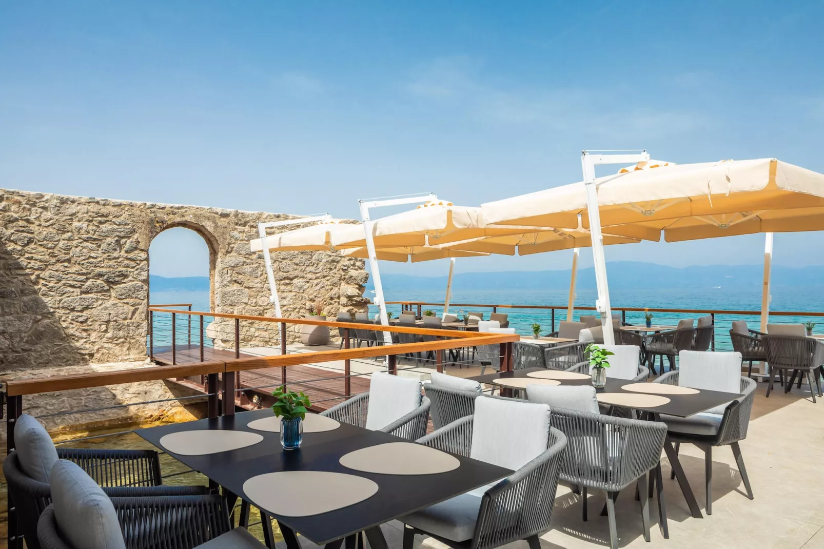 Aminess ATEA Camping Resort - Njivice - PREMIUM Holiday home 5 Pers 34m2-Terrace balcony