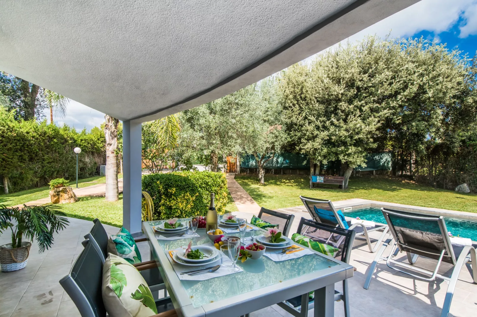 Casa Pequeña-Terrace