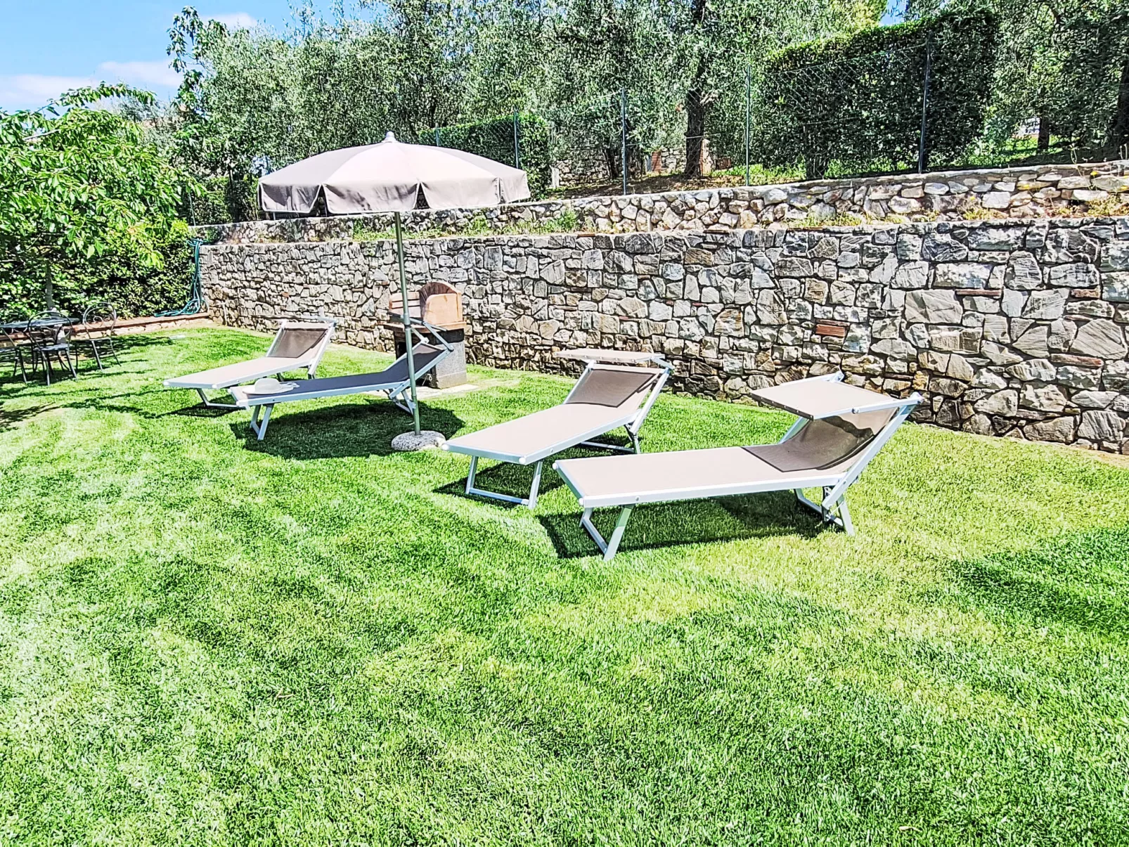 San Regolo-Outside