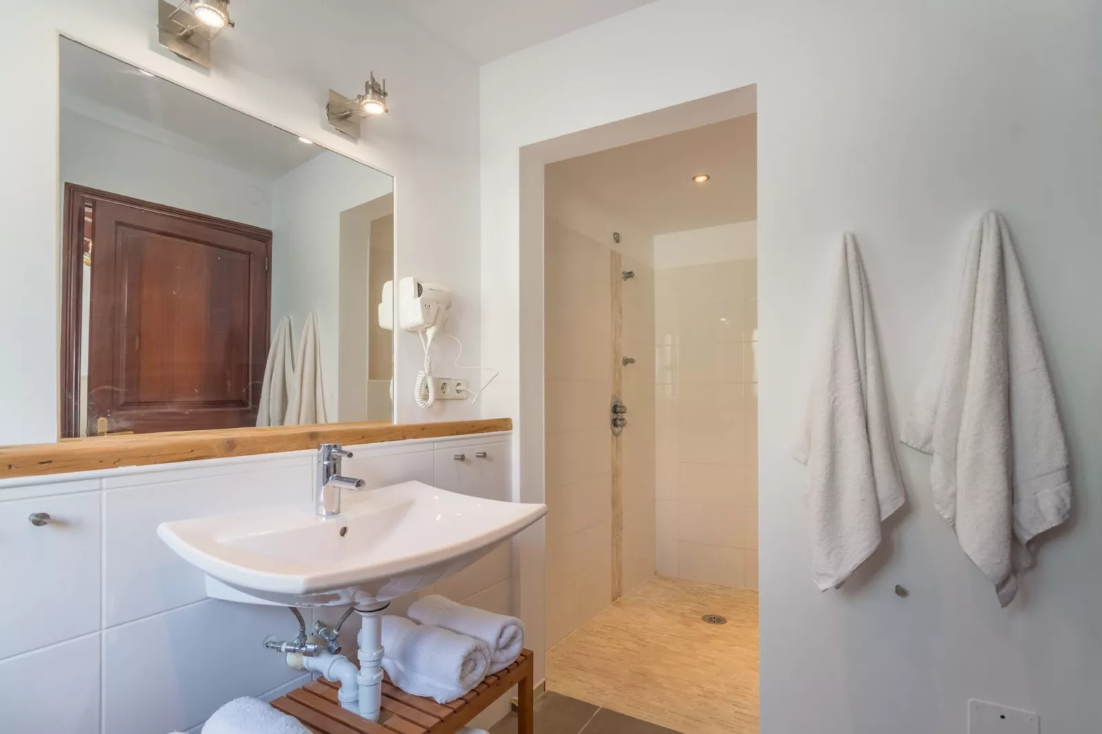 Yacoset, House 5StarsHome Mallorca-Bathroom