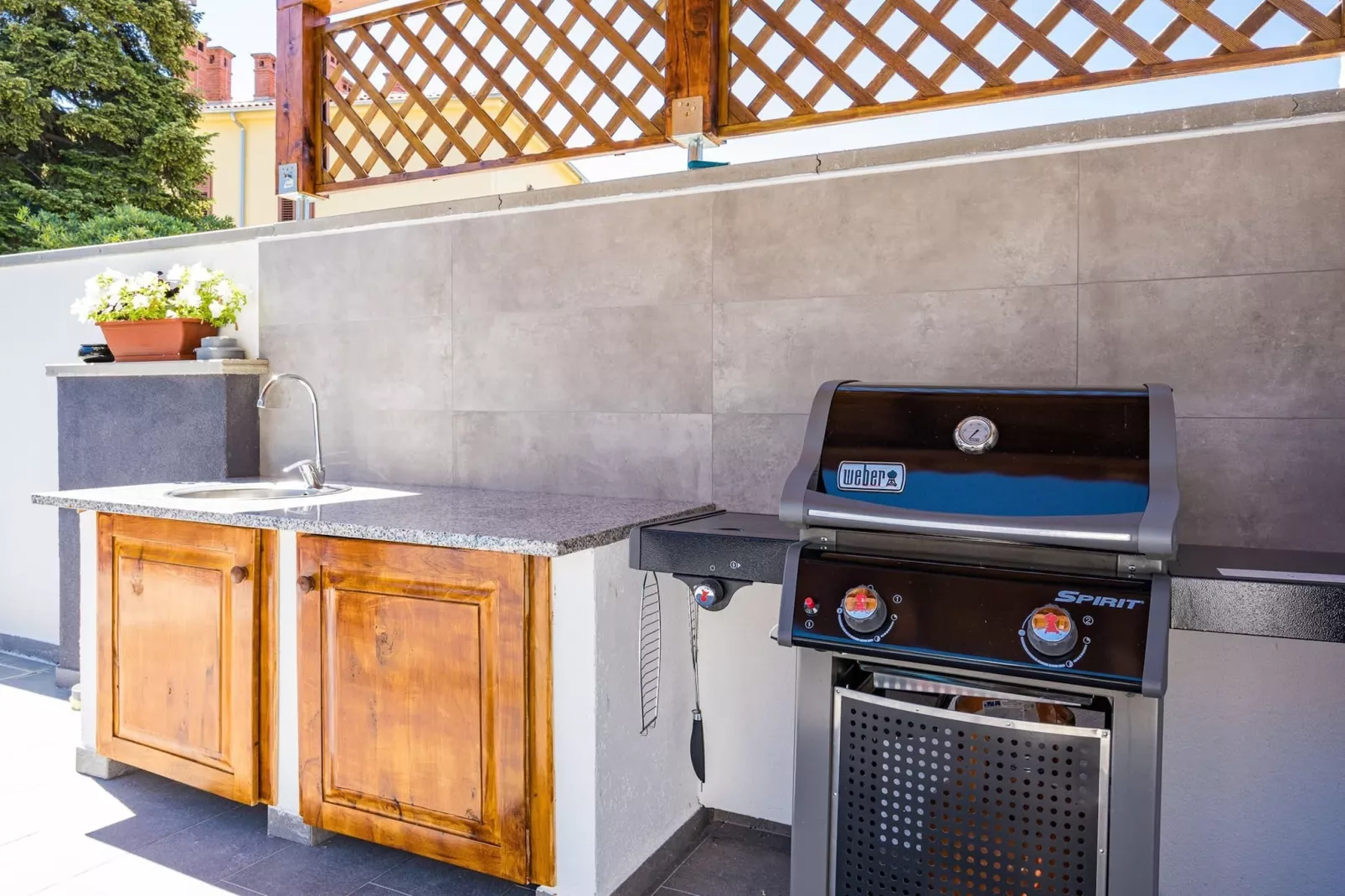 Villa Bavaria with Pool, Jacuzzi, Table Tennis-Terrasse