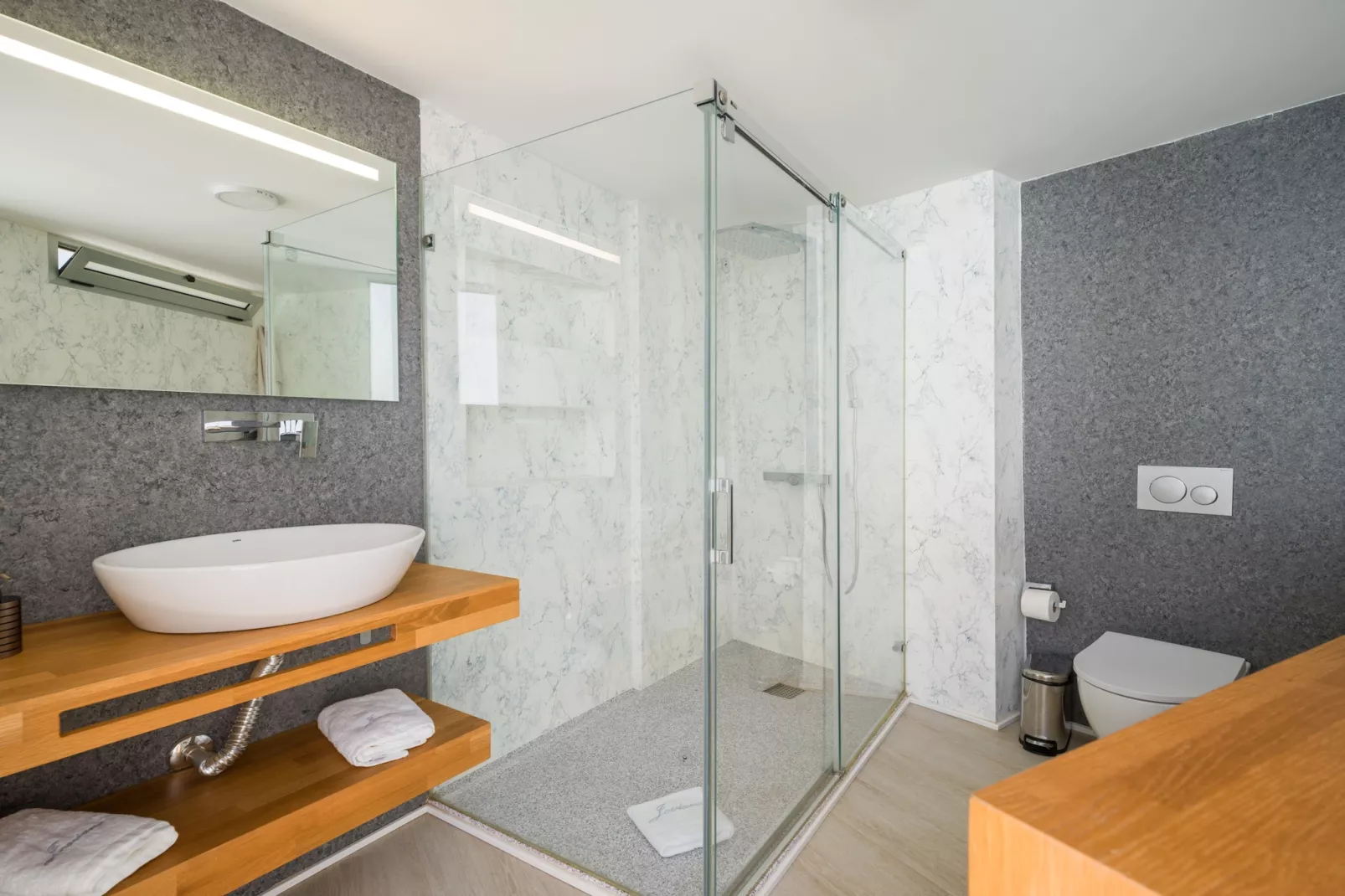 CASA JOVIANO-Bathroom