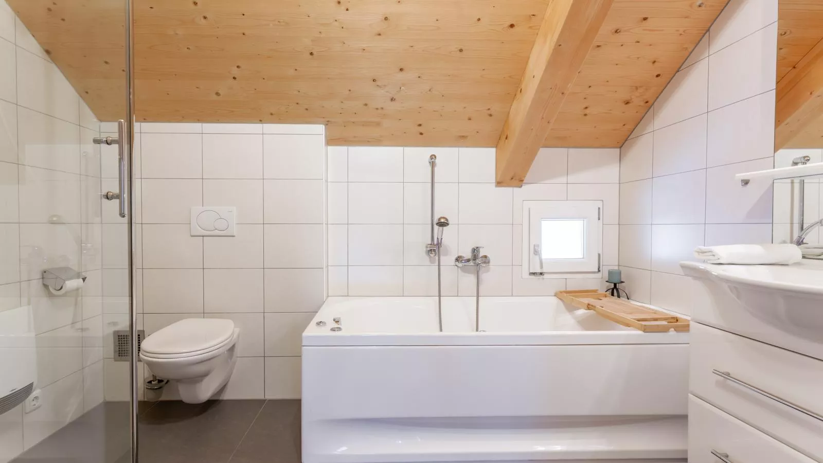 Die Bergliebe-Bathroom