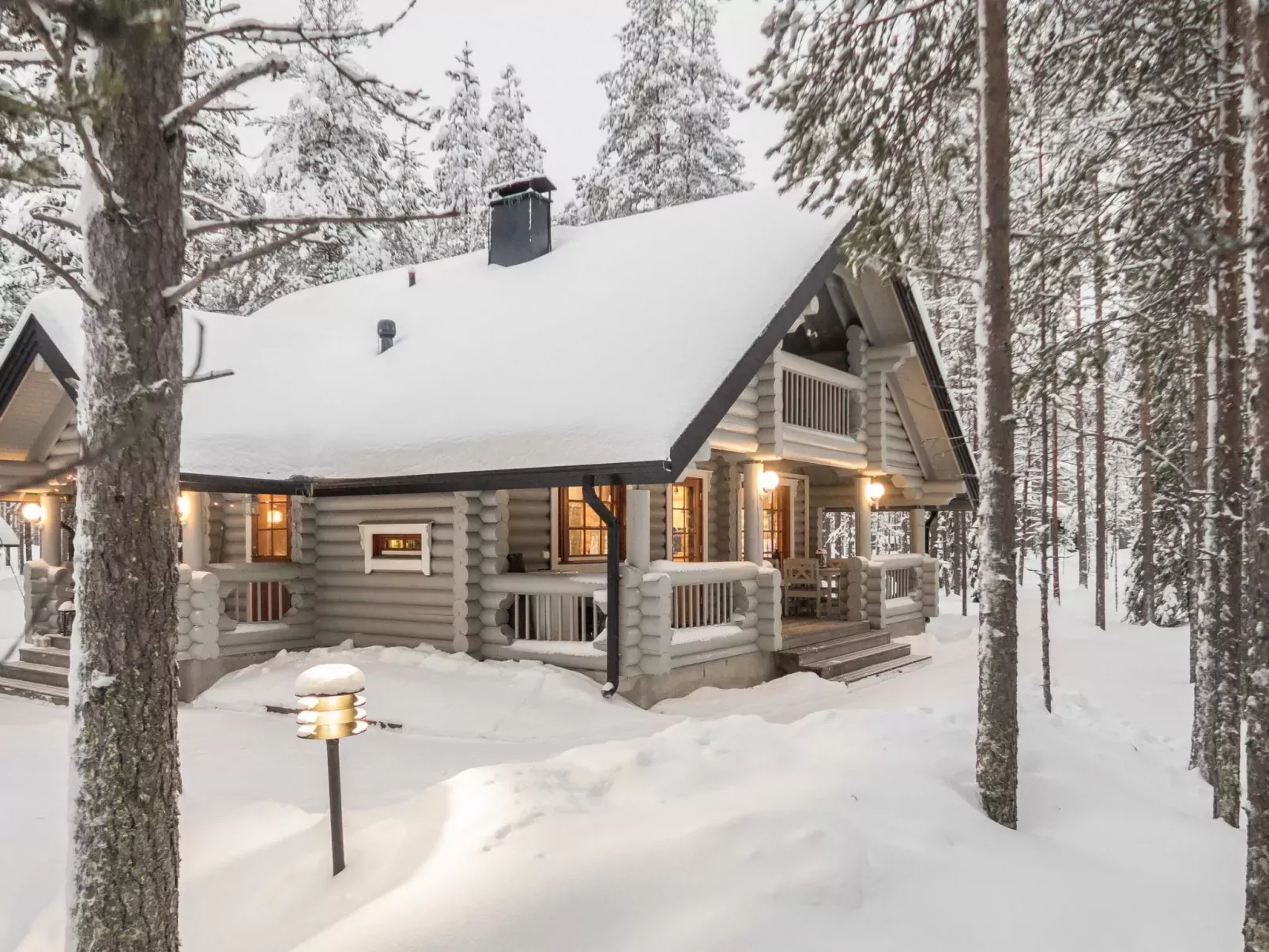 Syväniemi-Outside