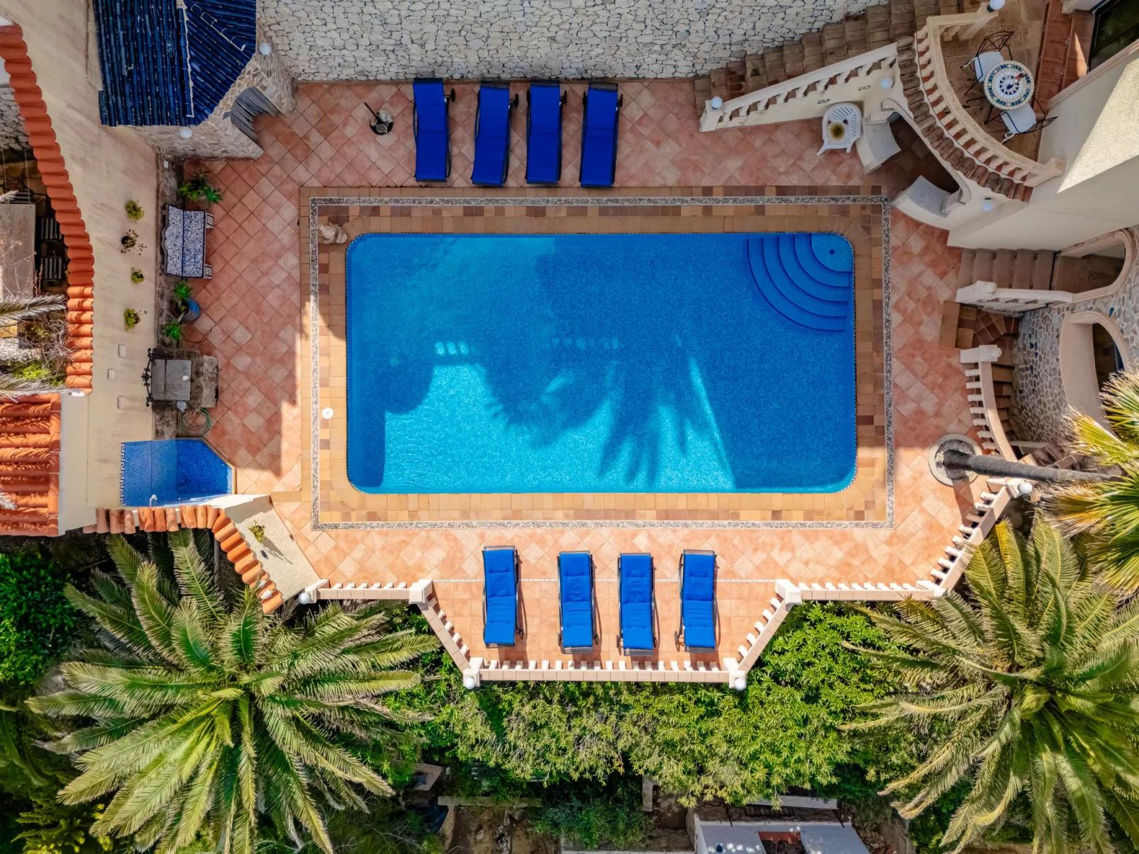 Castillo al Mar-Outside
