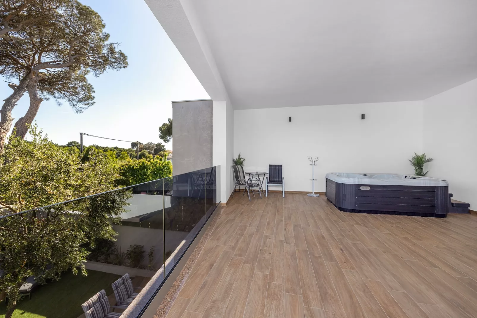 Villa Pinus-Terrace balcony