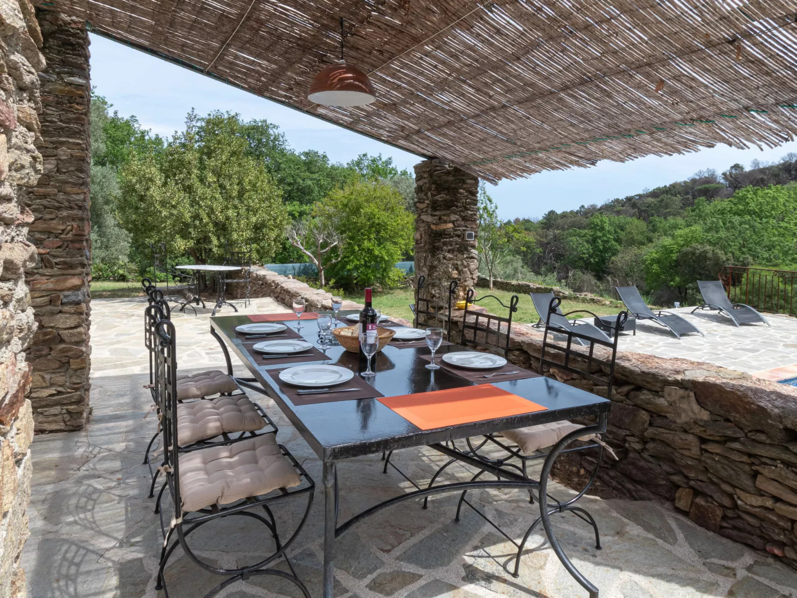La Bastide Haute-Outside