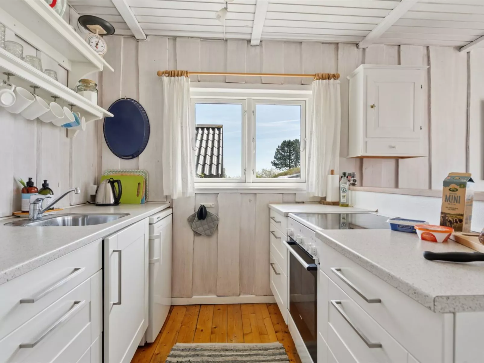 "Hira" - 200m from the sea-Drinnen