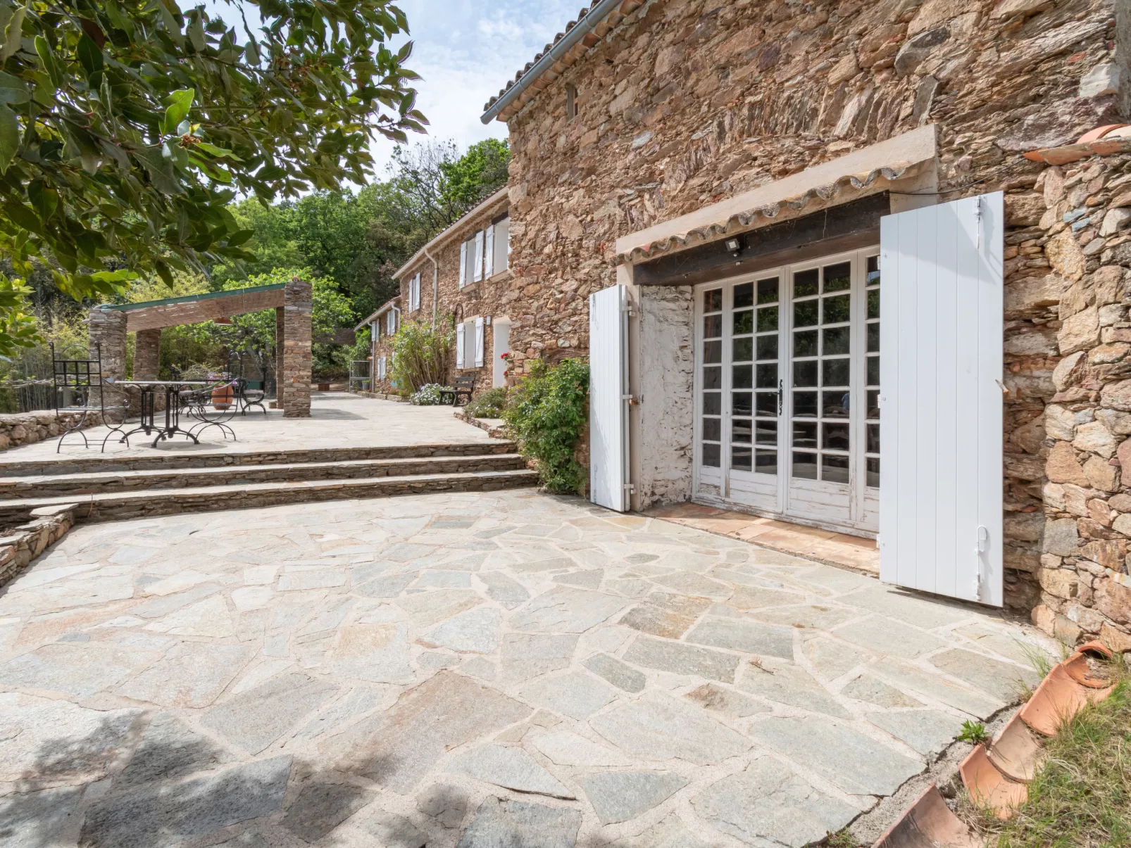La Bastide Haute-Outside