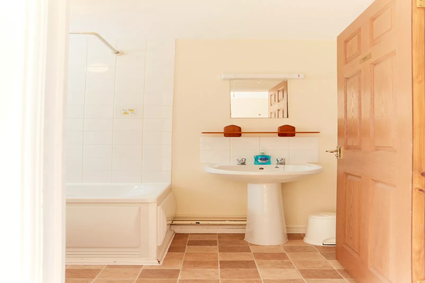 Willow Barn-Bathroom