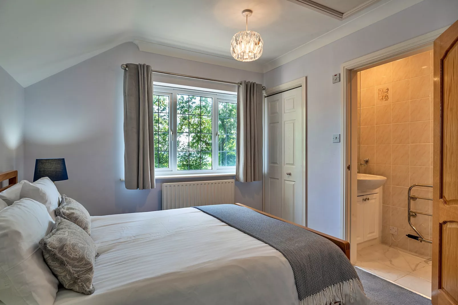 Gratton House-Bedroom