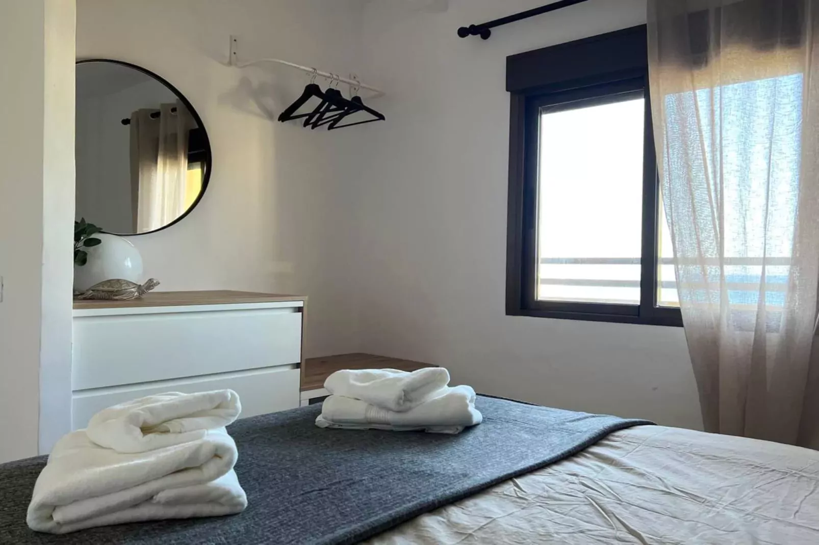 Apartamento con vistas al mar-Chambre