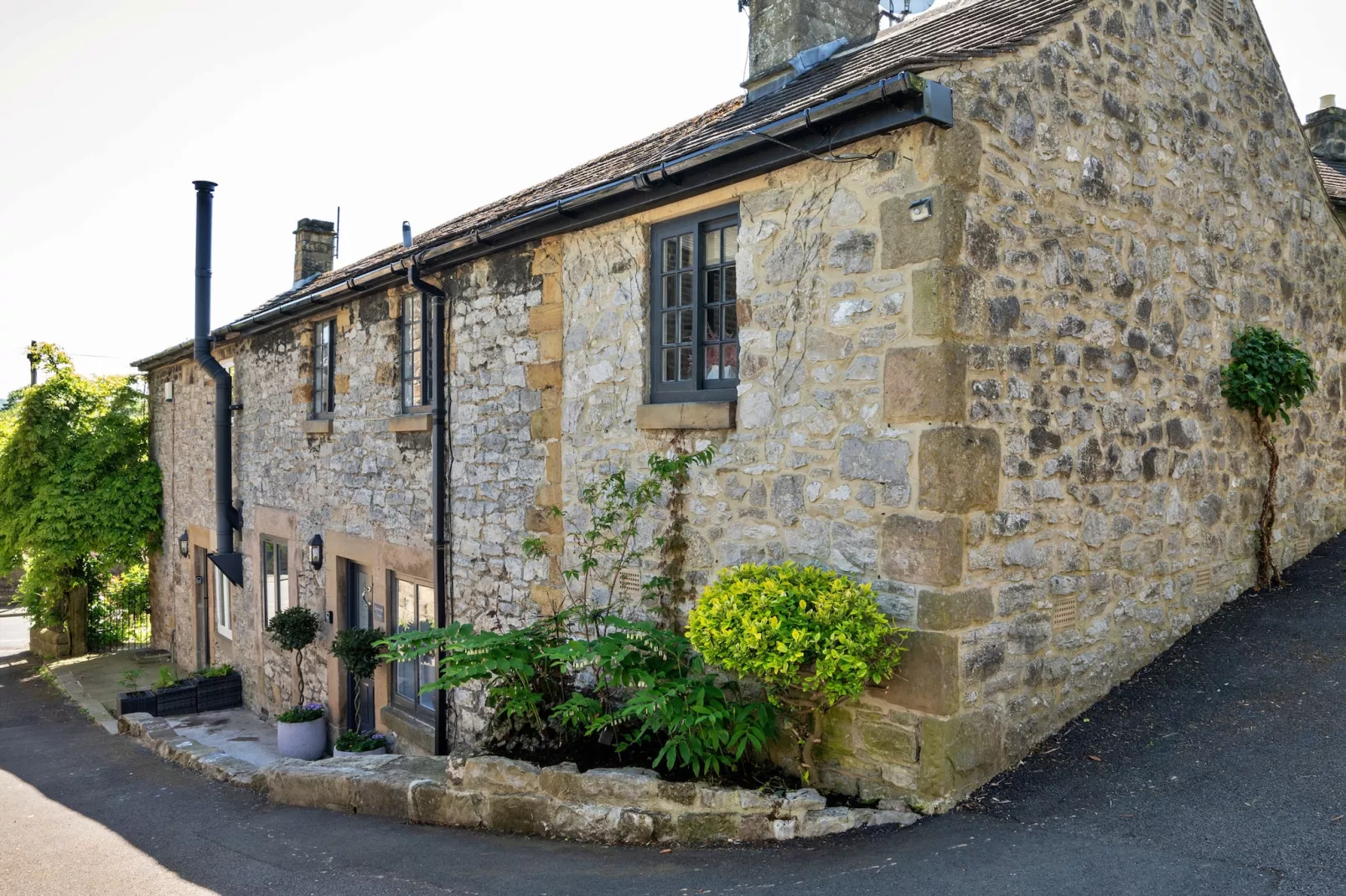 Sisu Bakewell, Limestones Cottage-Extérieur