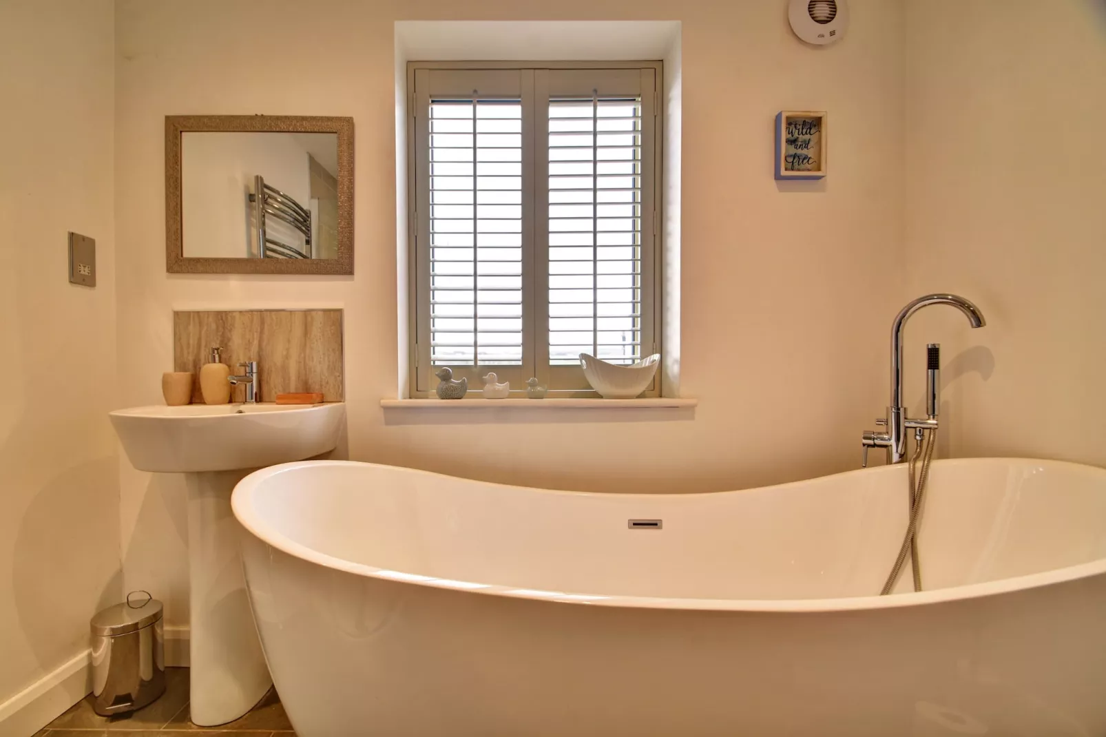 Heather Lea-Bathroom