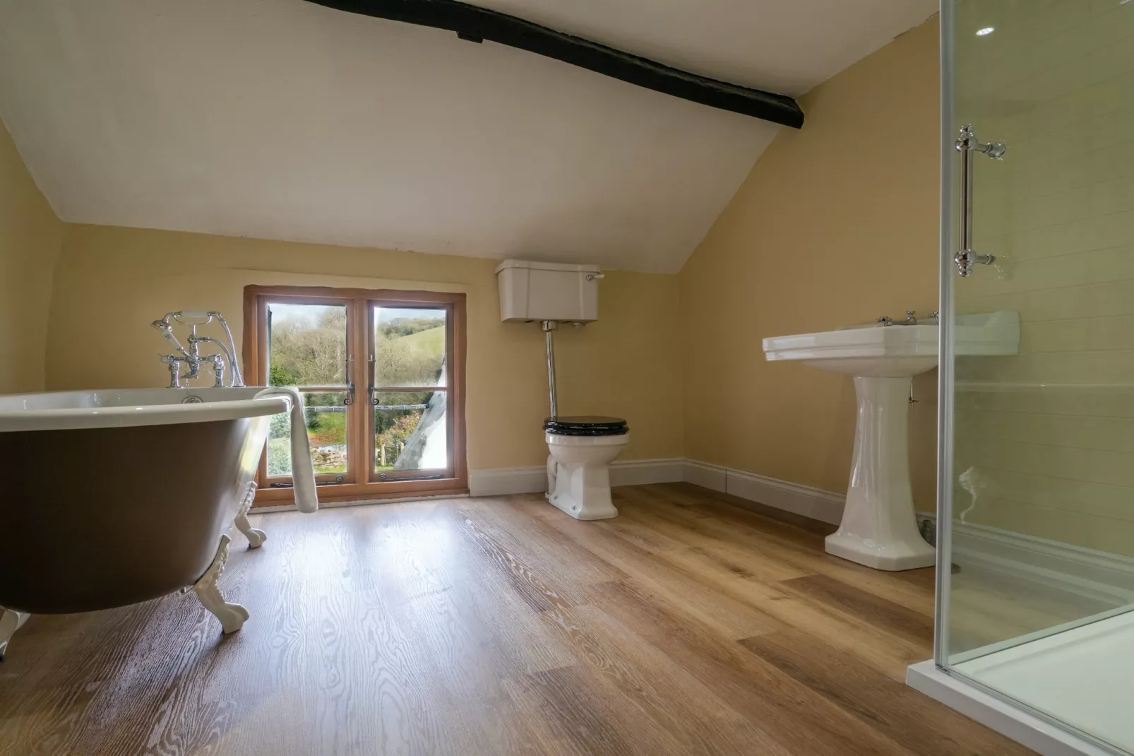 Lower Aylescott Farmhouse-Bathroom