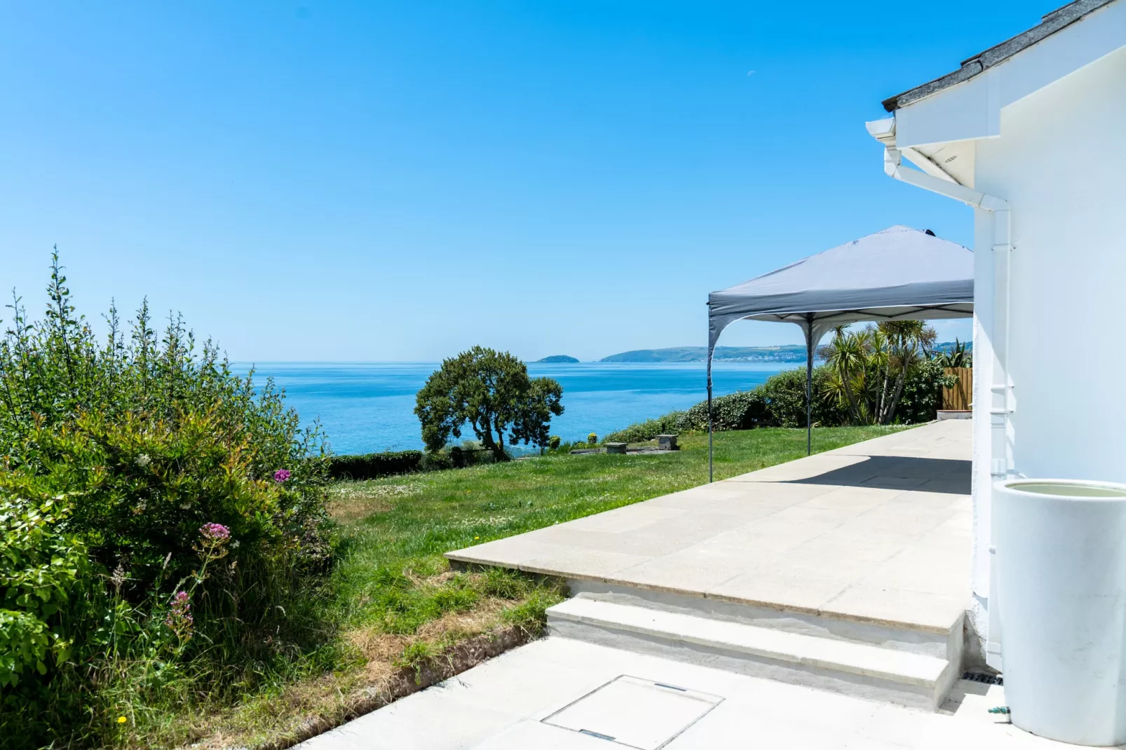 Avalon Sea Views-Außenbereich