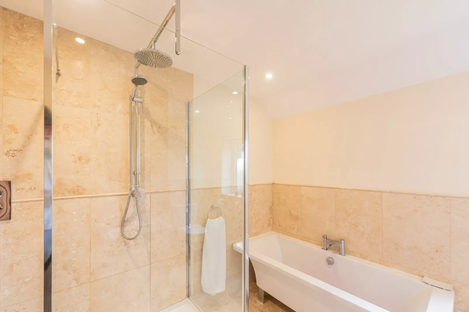 Groes Faen Bach Farmhouse-Bathroom