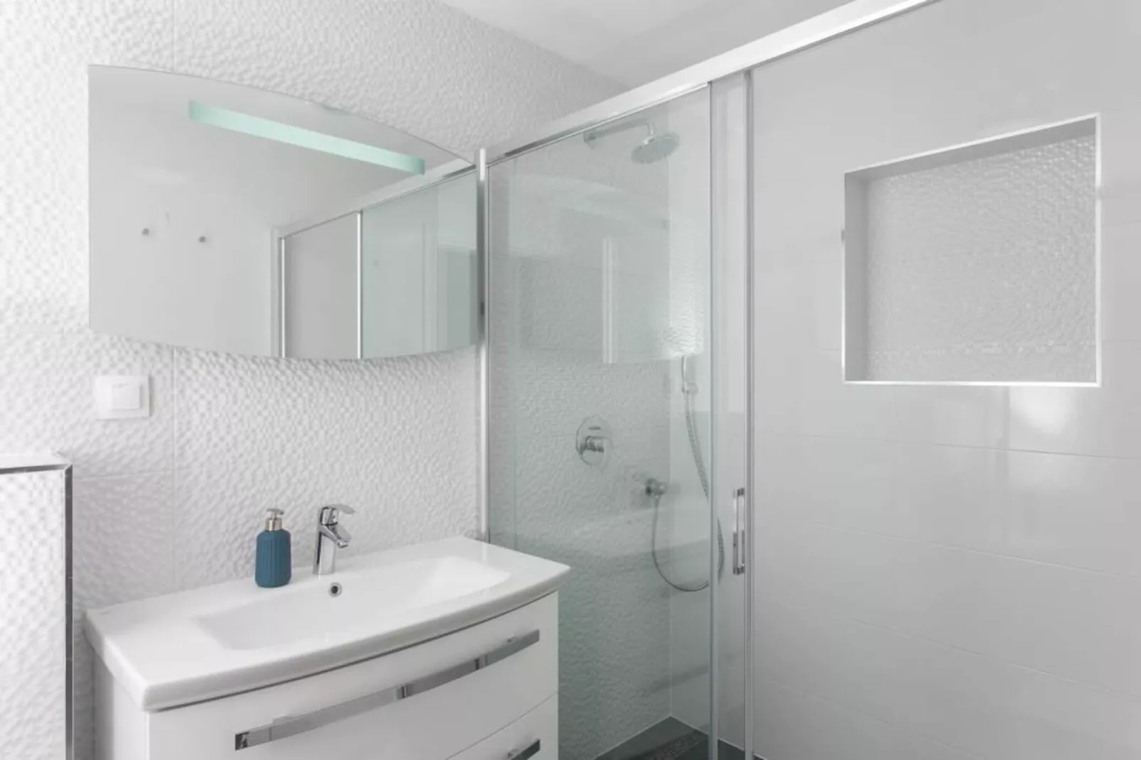 Apartments Villa Dubrovnik - Three Bedroom Apartment - Penthouse with Hot Tub-Bathroom