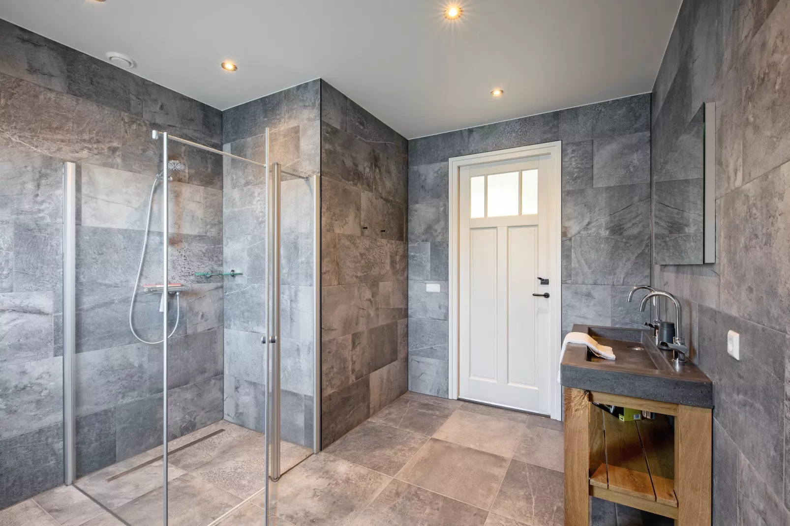 Familievilla Nieuw-Zeeland-Bathroom