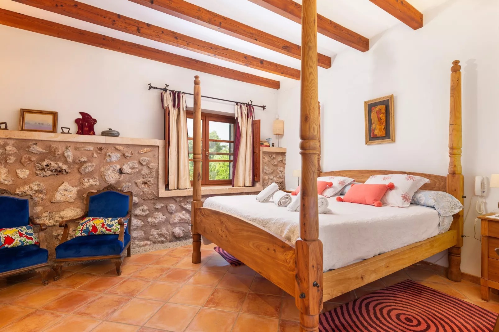 Can Colis-Bedroom